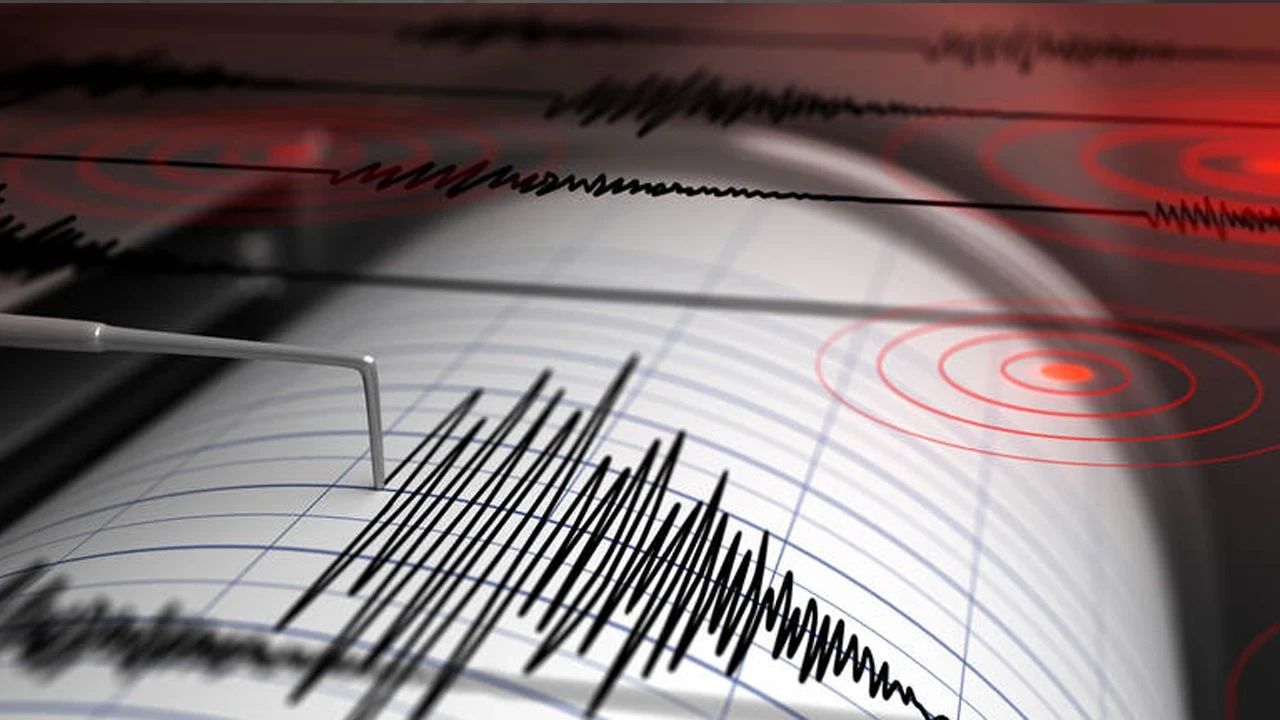 İstanbul Valiliği'nden deprem açıklaması: 151 kişi yaralandı