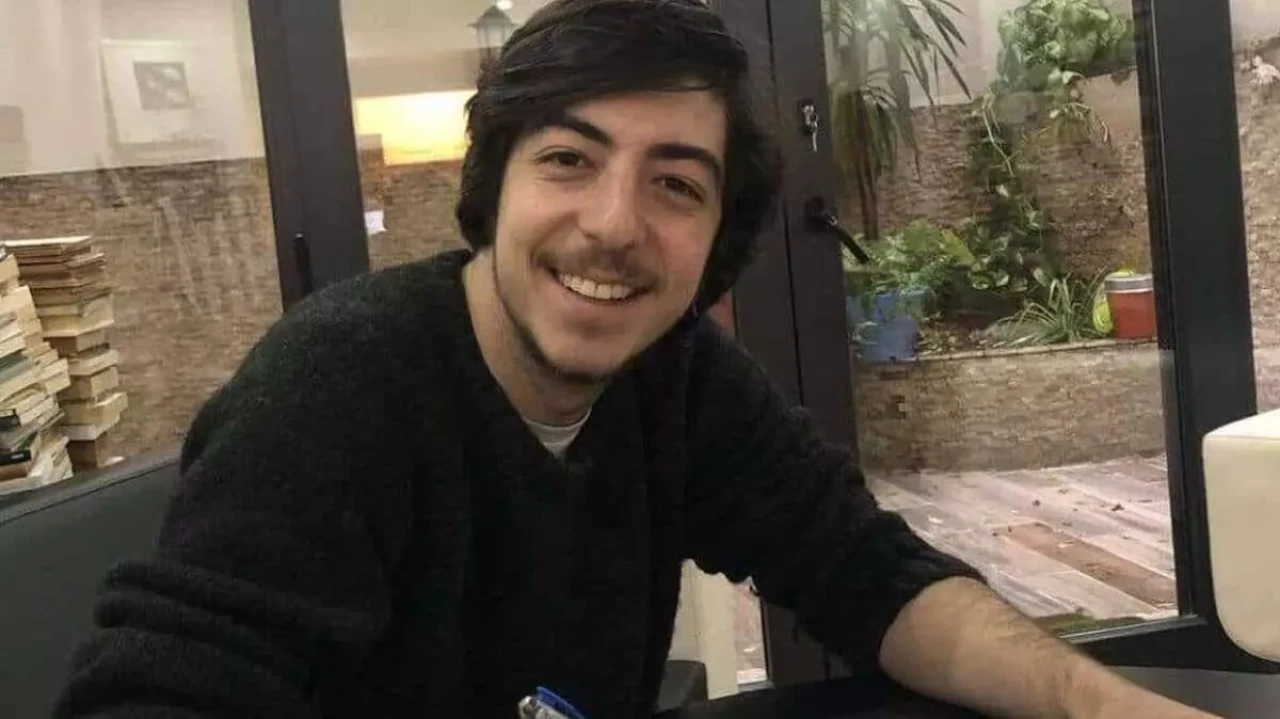 Mekin Sezer kimdir kaç yaşında? Mekin Sezer hangi dizilerde oynadı, dedesi kim?
