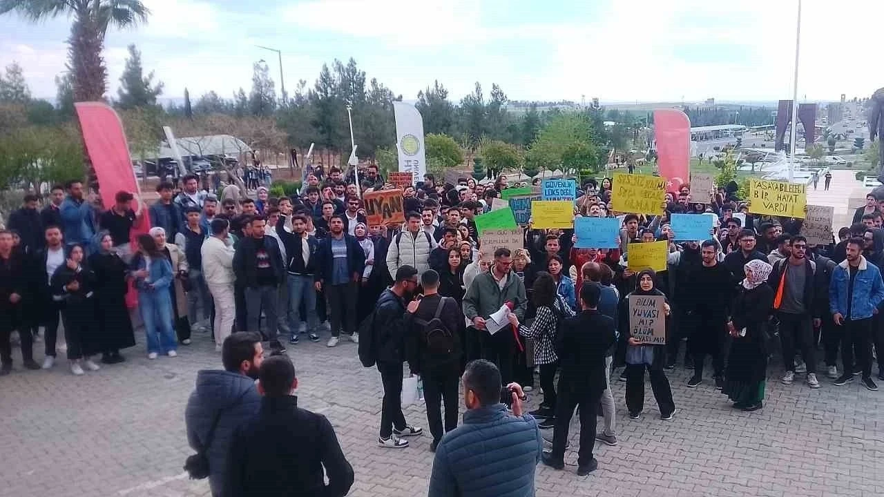 Harran Üniversitesi'nde öğrenciler eylemde: Yeni skandal gündemde