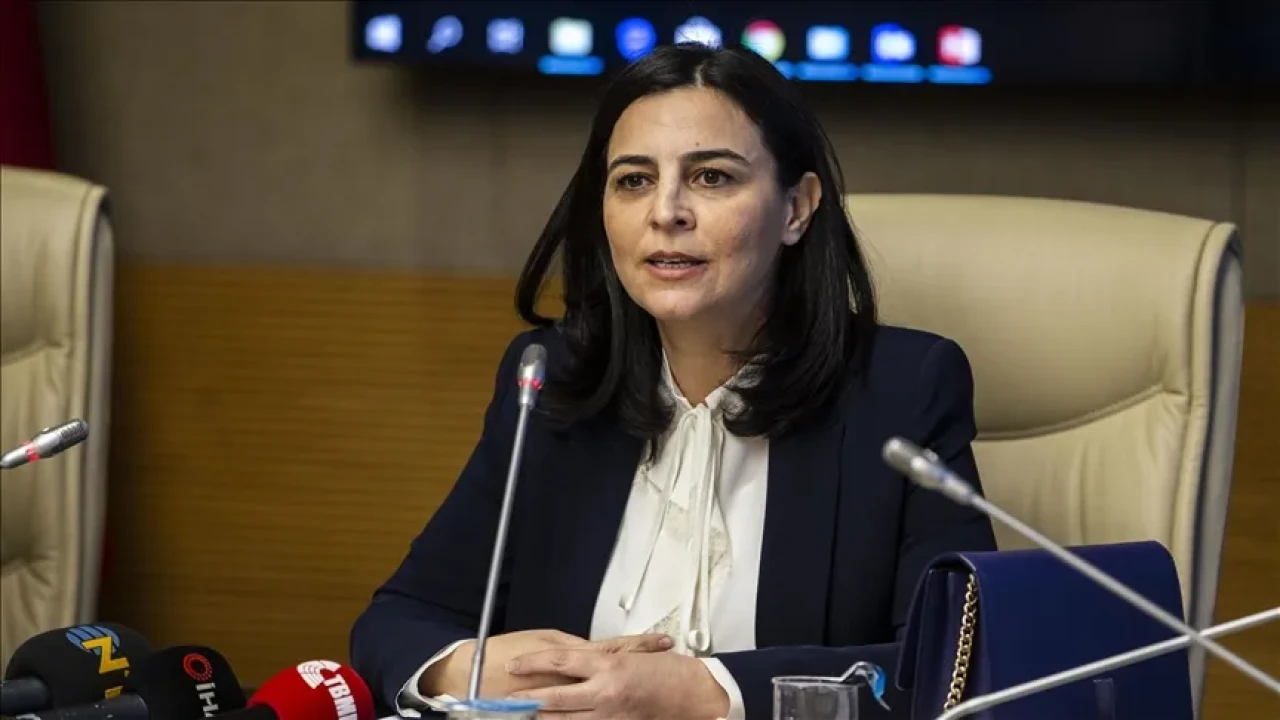 AK Parti'li Durgut'tan Netflix ve beIN Sports'a "Sigara endüstrisine dur" mektubu