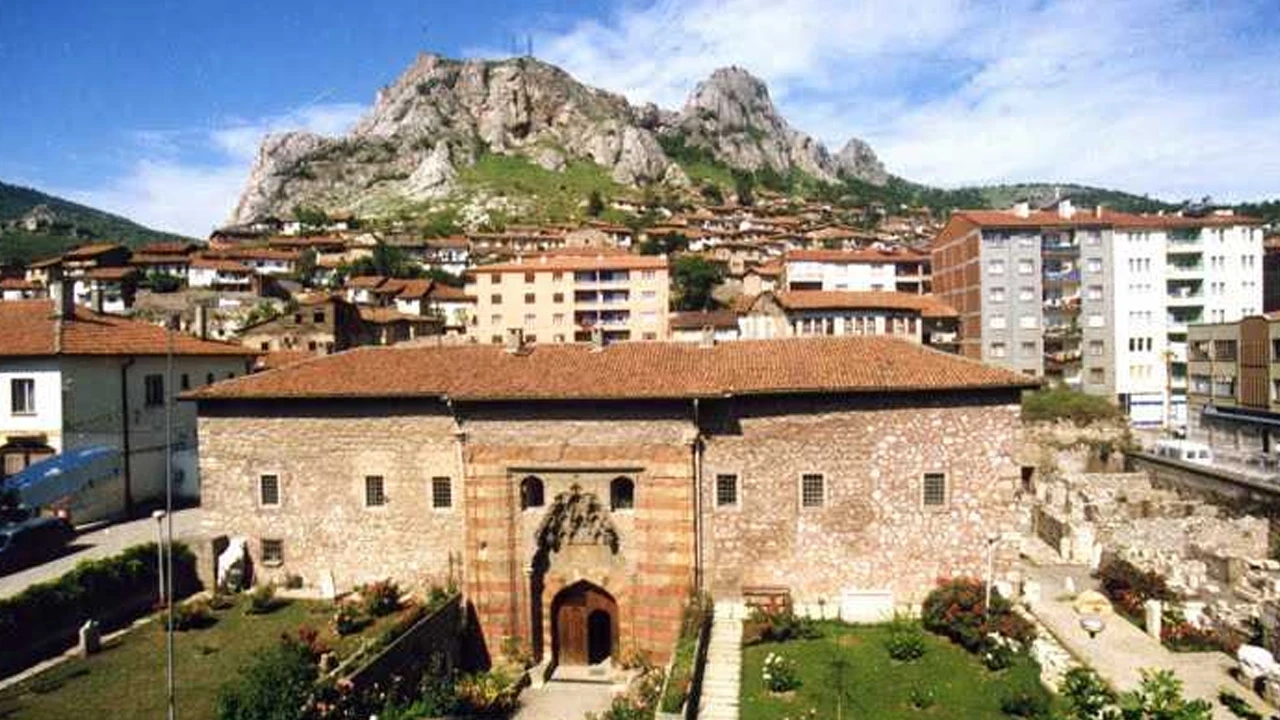 Tokat’taki Gökmedrese, Gaziosmanpaşa Üniversitesi’ne devredildi