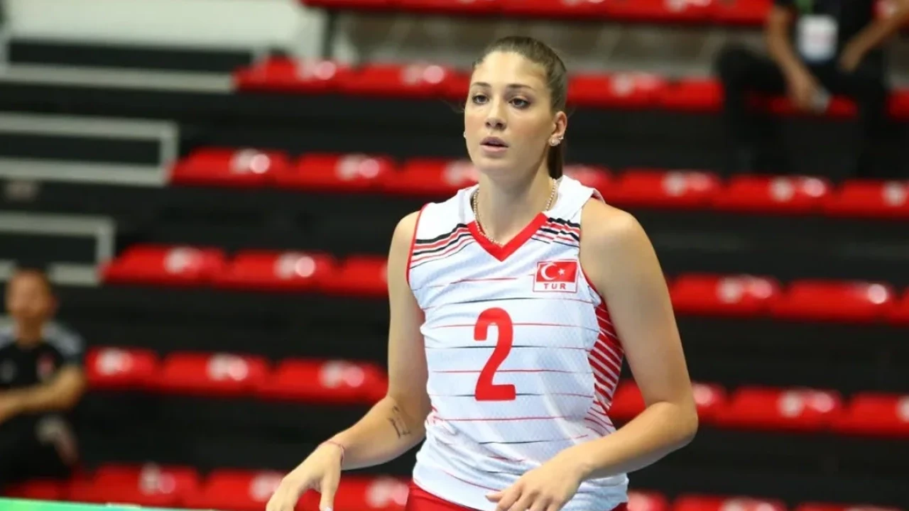 İlkin Aydın kimdir, kaç yaşında? Voleybolcu İlkin Aydın'ın biyografisi