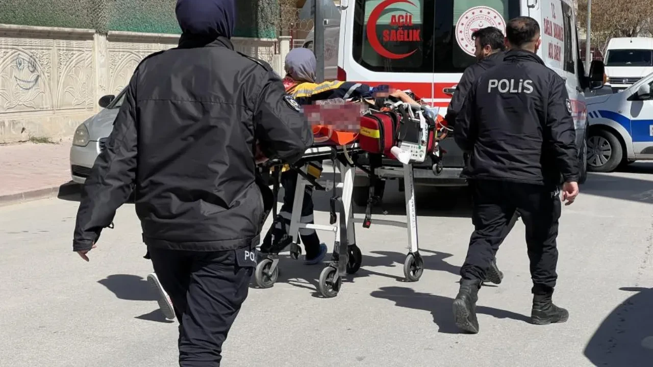 Konya'da aile içi kavga: Önce karısını daha sonra kendisini bıçakladı