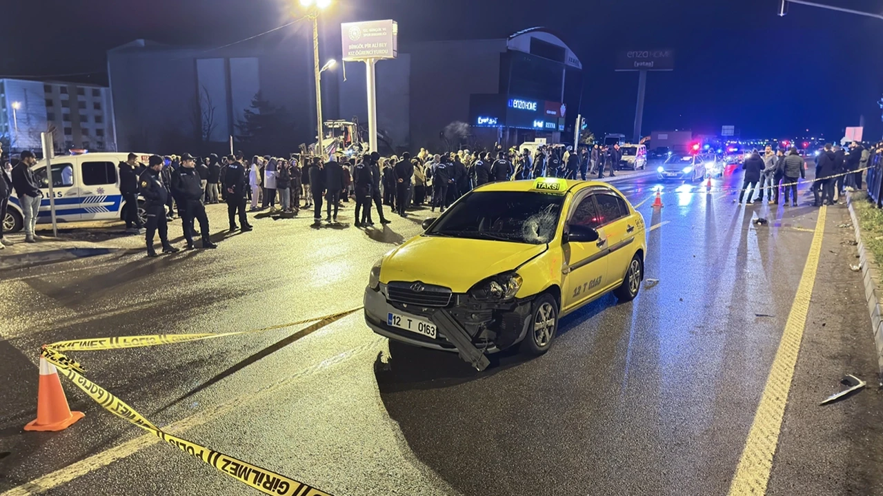 Bingöl'de taksinin çarptığı üniversite öğrencisi ağır yaralandı