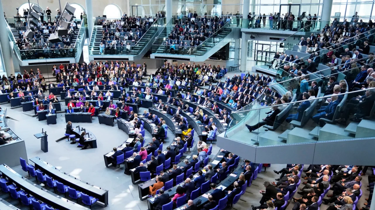 Almanya’da yeni kabine belli oldu: Merz Başbakan, 17 bakan görev alacak