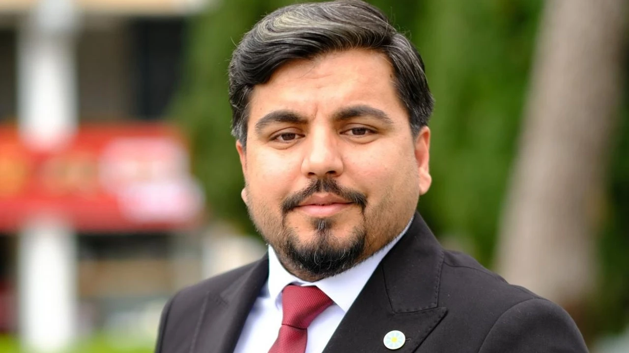 Sokak röportajlarıyla bilinen Arif Kocabıyık gözaltına alındı