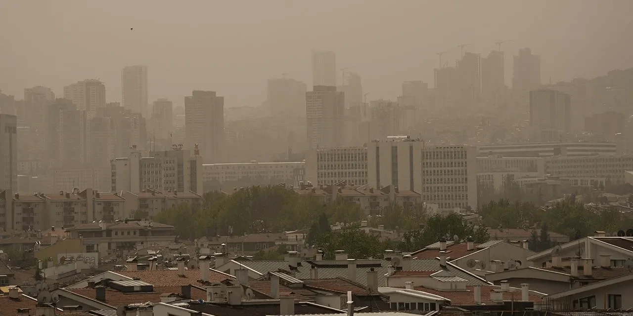 İstanbul’da 6 saatlik sağanak alarmı! Libya’dan yoğun toz bulutu geliyor