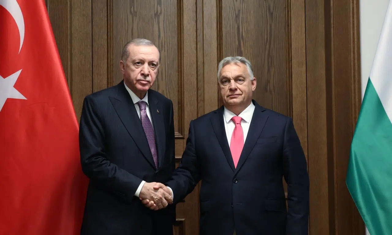 Cumhurbaşkanı Erdoğan, Macaristan Başbakanı Orban ile bir arada!