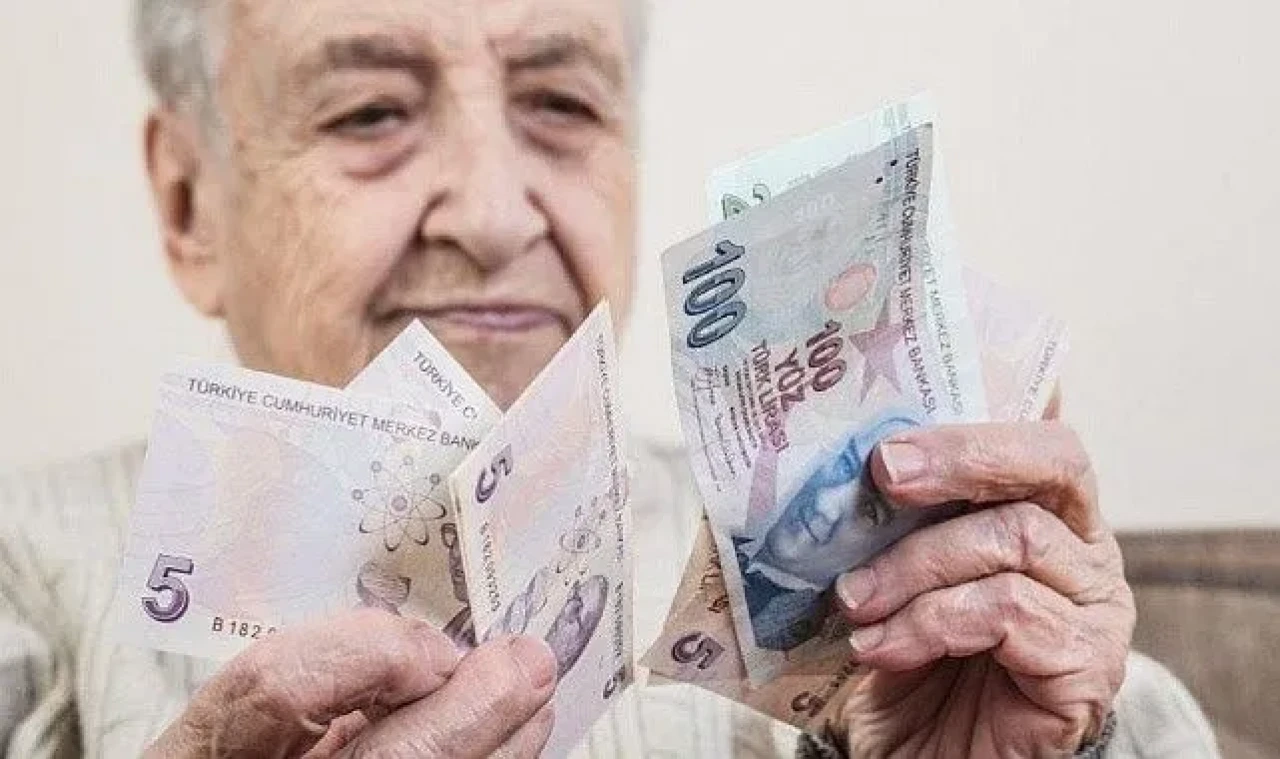 2025 emekli zammı için geri sayım başladı! Gözler Pazartesi açıklanacak veride
