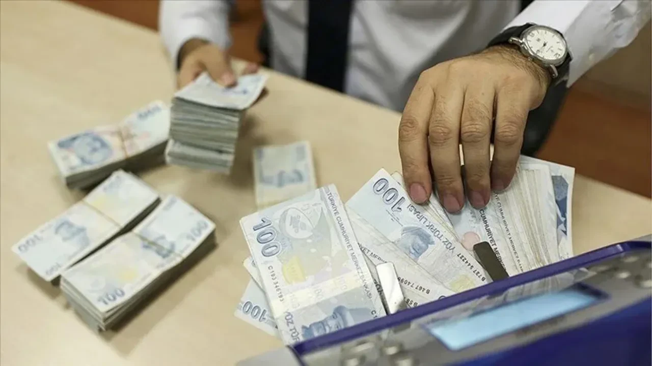 2025 Kurban Bayram ikramiyesi ne zaman yatacak? Kimler bayram ikramiyesi alacak?