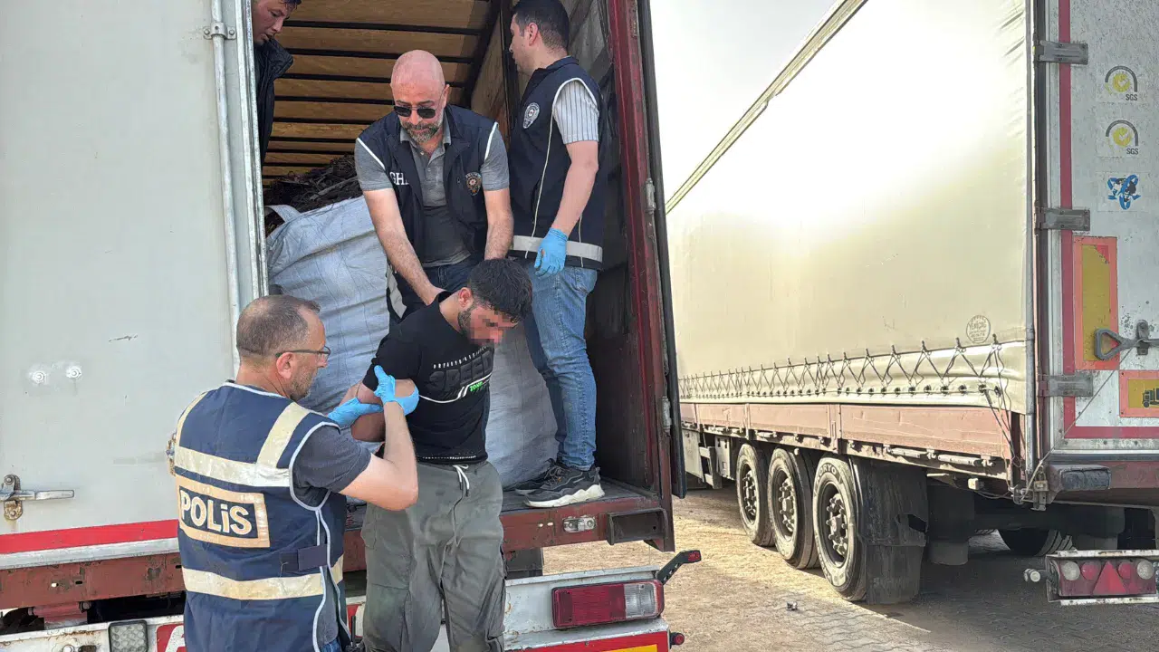 Tokat'ta 17 kaçak göçmen yakalandı!