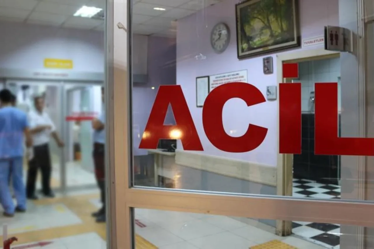 TEM Otoyolu'nda feci kaza: Çocuğa otomobil çarptı
