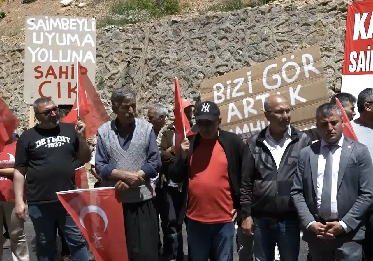 Kaya düşmesi 4 can almıştı: Saimbeyli-Feke yolunda eylem