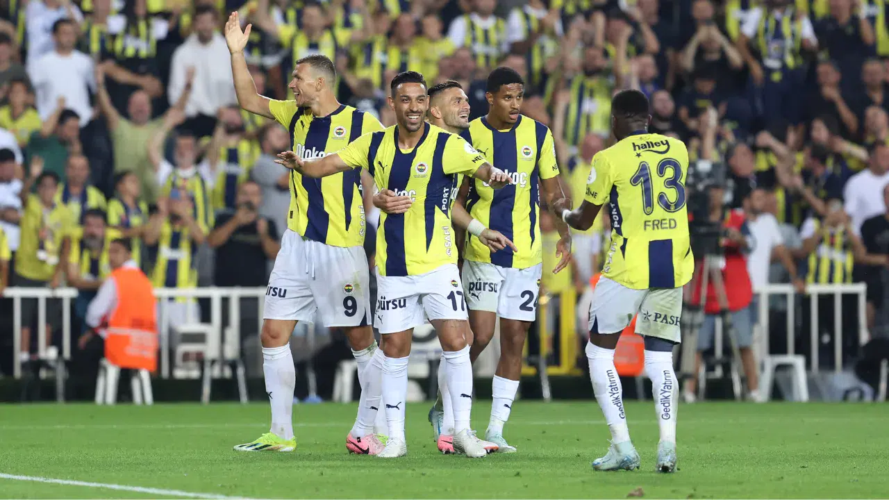 Fenerbahçe, yıldız futbolcuyu satış listesine koydu: 12 milyon Euro bonservis bekleniyor