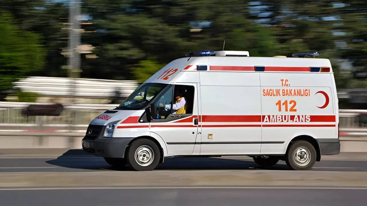 Konya'da taksi ve motosiklet çarpıştı: 17 yaşındaki sürücü öldü