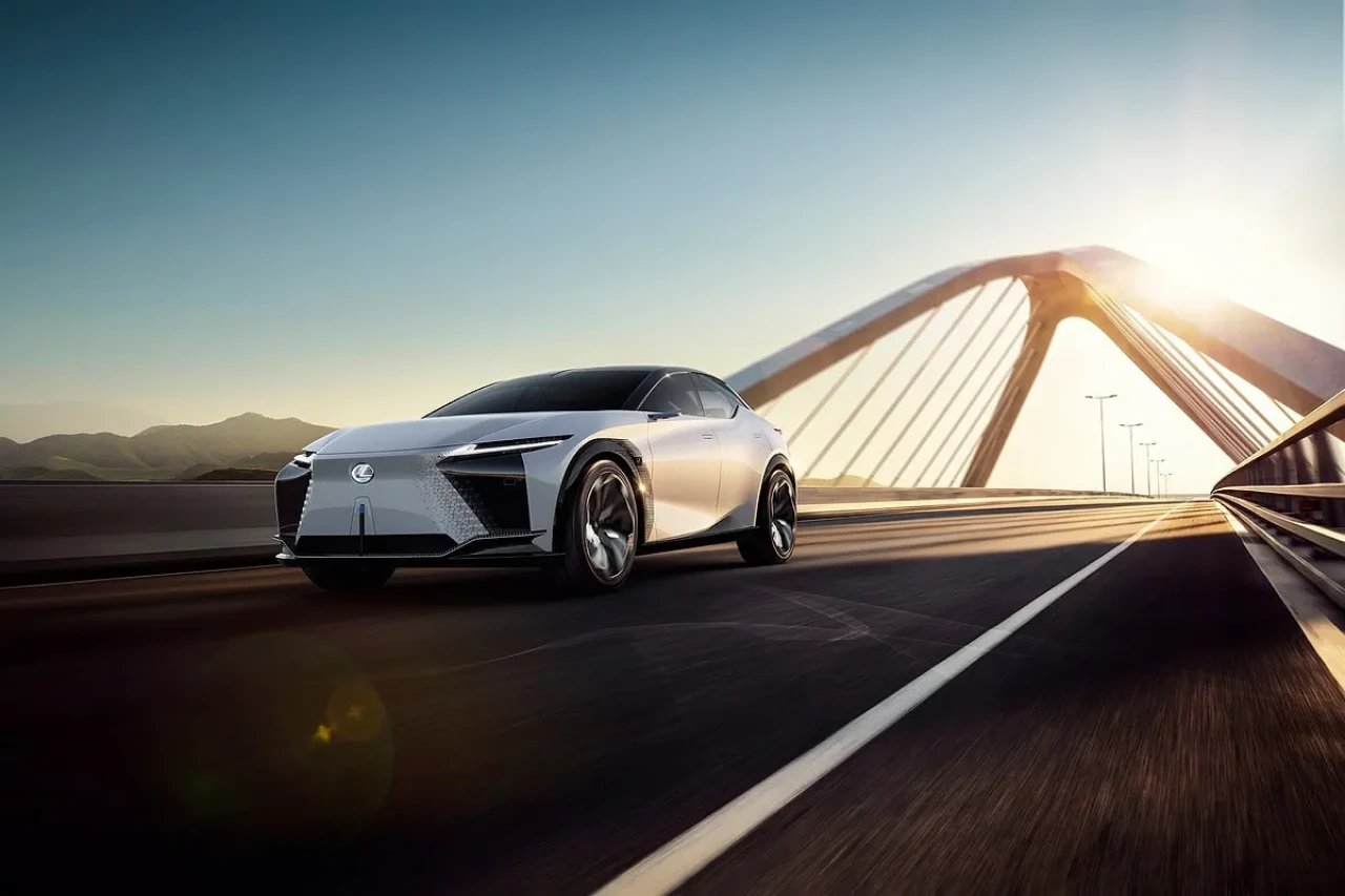 Lexus Mayıs 2025 fiyat listesi: ES, RX, LC ve LS modelleri ne kadar oldu?