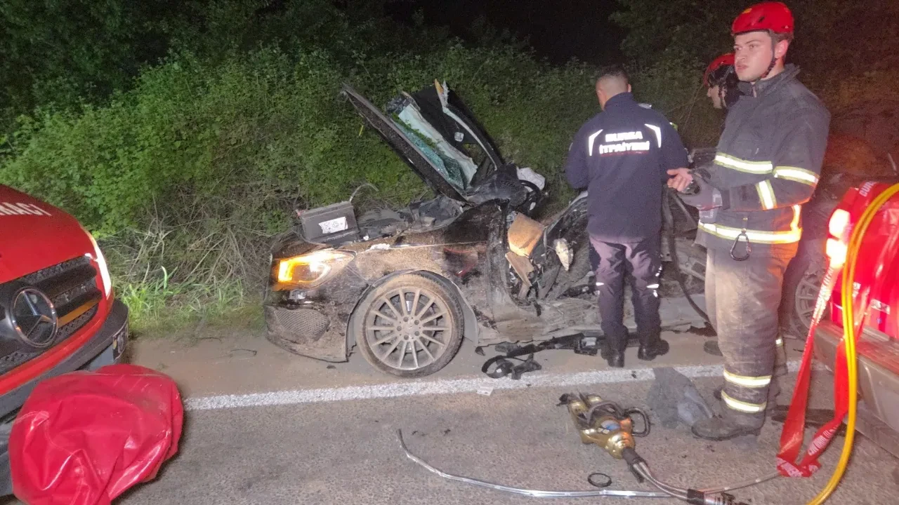 Bursa'da katliam gibi kaza: 3 ölü, 1 yaralı!