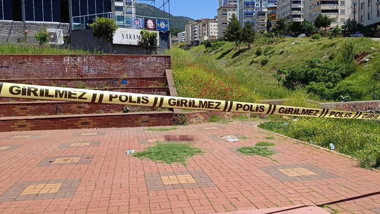 Kahramanmaraş'ta bıçaklı kavga: 17 yaşındaki genç ağır yaralandı