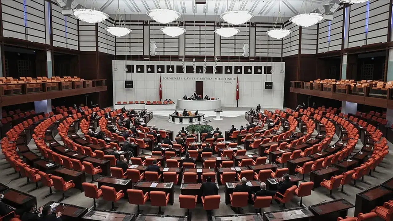 TBMM’de kanun teklifi tartışması büyüdü: Gerginlik tavan yaptı