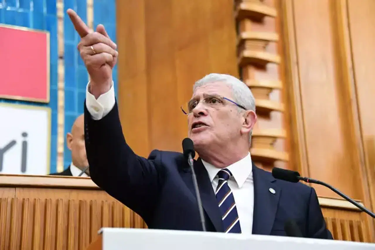 İYİ Parti’de mesaj krizi: Asu Kaya’nın fotoğrafı üzerinden ne yaşandı?