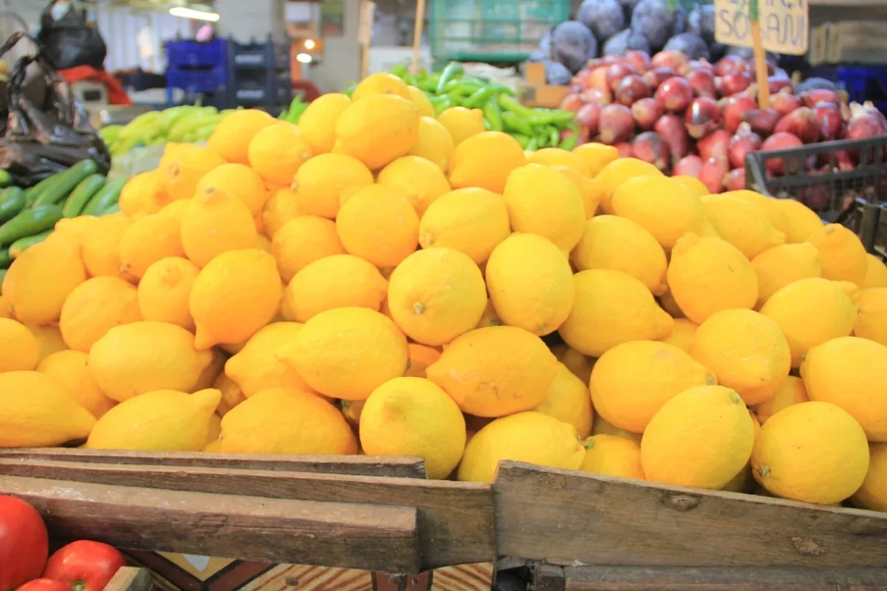 Nisan ayında limon zam şampiyonu oldu, patlıcan fiyatı çakıldı!