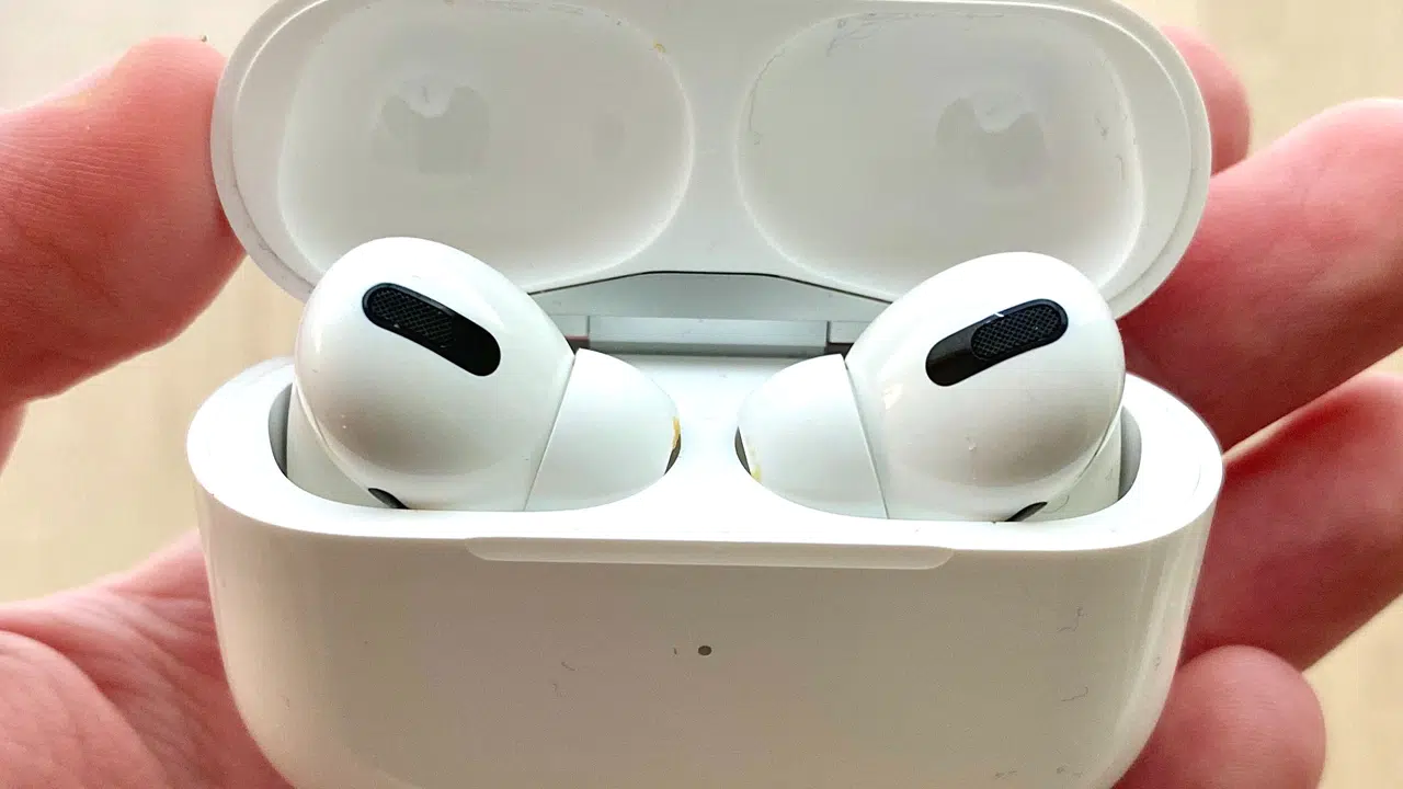 Apple'dan AirPods Pro 3 geliyor: Yeni nesil kulaklık yolda