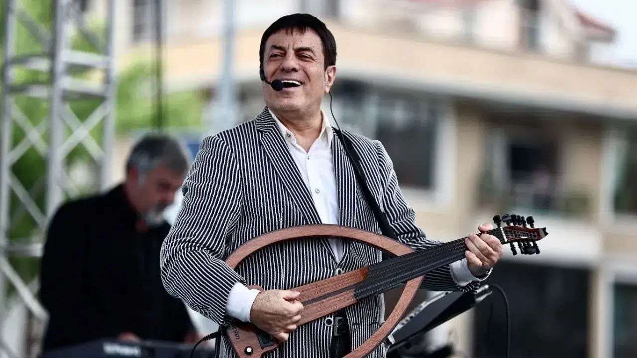 Galatasaray'ın şampiyonluk kutlamalarına çıkarılmayan Coşkun Sabah kimdir? Coşkun Sabah kaç yaşında?
