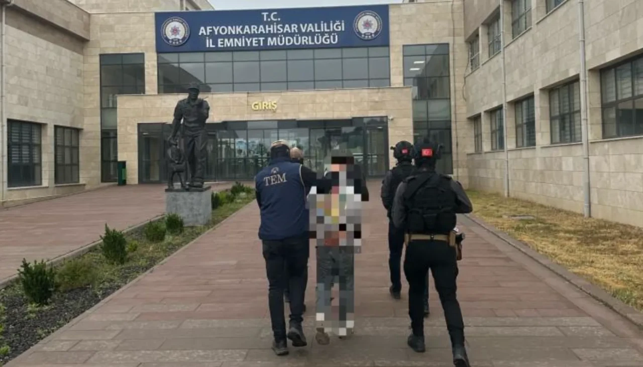 Afyonkarahisar’da DEAŞ operasyonu: 3 yabancı uyruklu şüpheli yakalandı