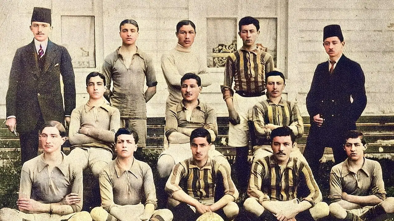 Türk sporunun lokomotifi Fenerbahçe'nin logosu ne anlama gelir? İşte 118 yıllık tarih barındıran armanın hikayesi