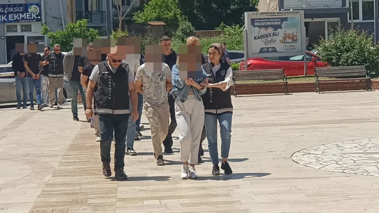 Aydın’da zehir tacirlerine darbe: 6 kilo 400 gram metamfetamin ele geçirildi