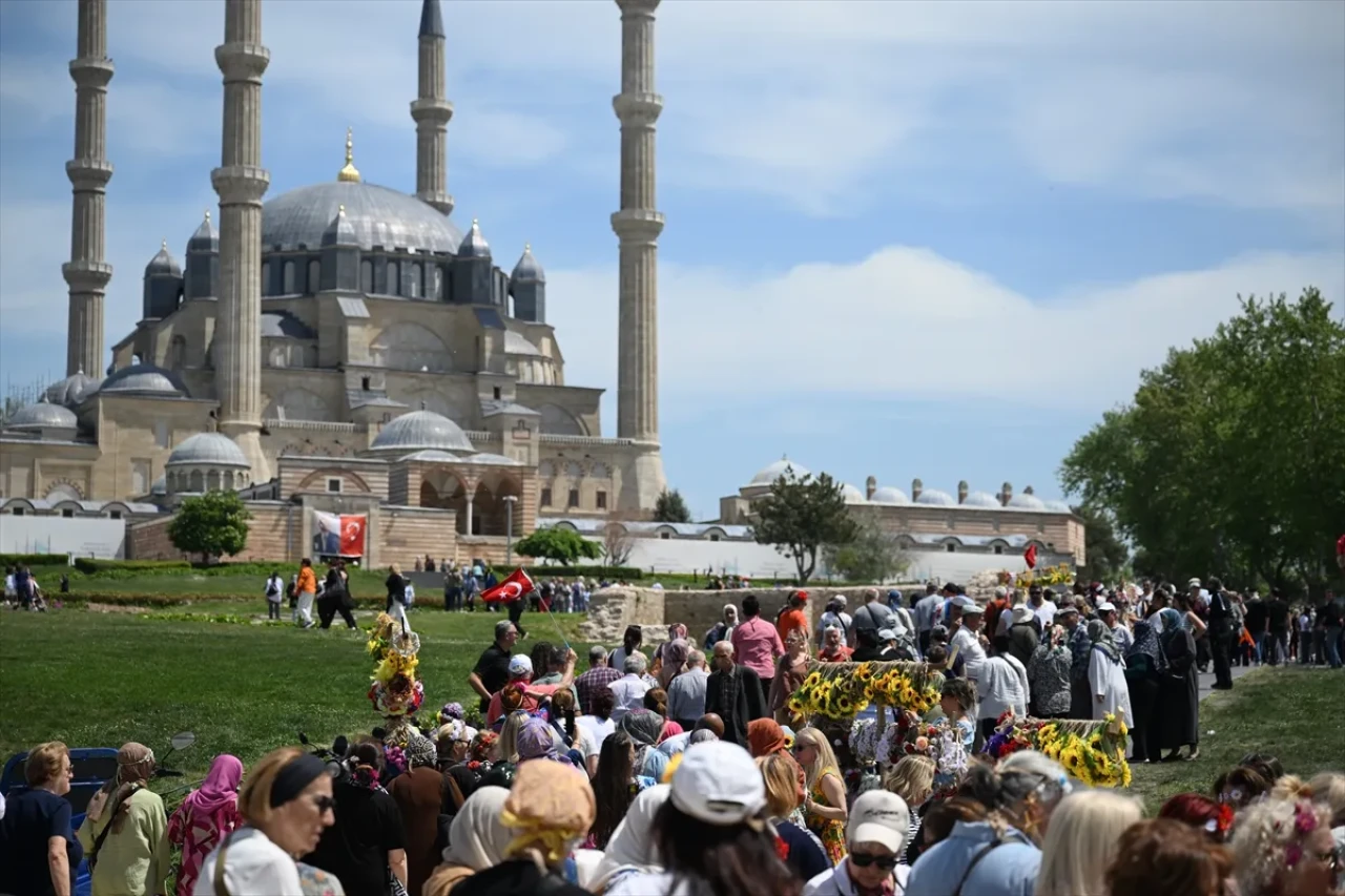 Edirne'de Kakava-Hıdırellez coşkusu sürüyor! İşte o görüntüler...