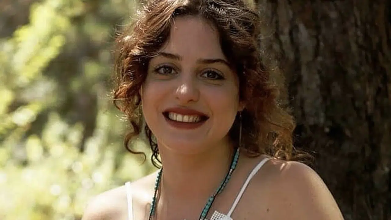 Çift Kişilik Oda’nın Begüm’ü Seren Şirince kimdir? Seren Şirince kaç yaşında ve evli mi?