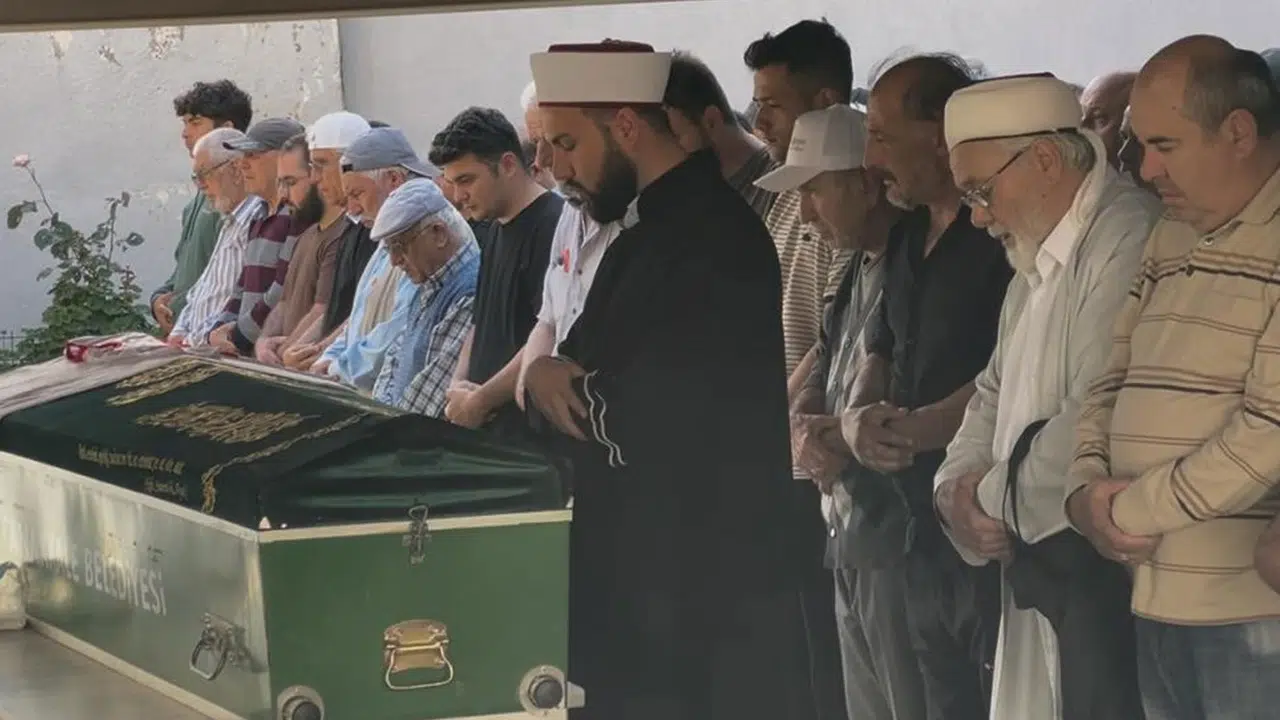 Çanakkale'de yemek yerken boğulan çocuk hayatını kaybetti