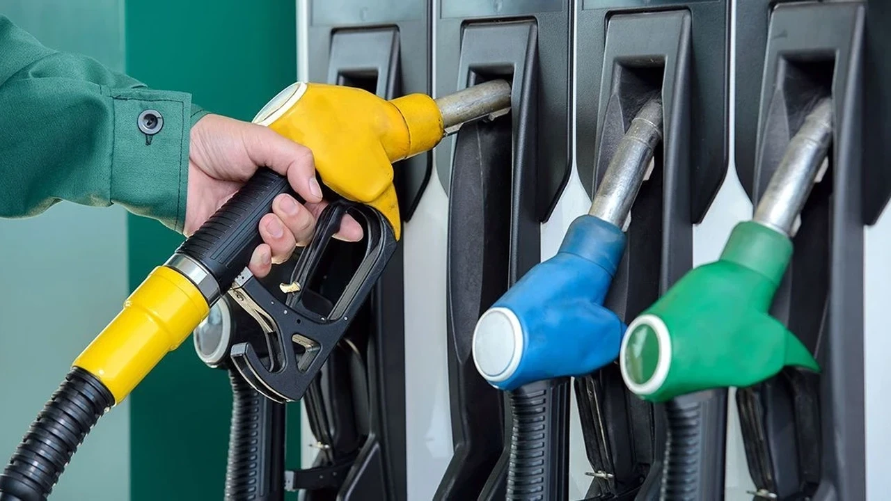 Benzine zam geldi, sıra motorinde: İşte 14 Mayıs güncel akaryakıt fiyatları