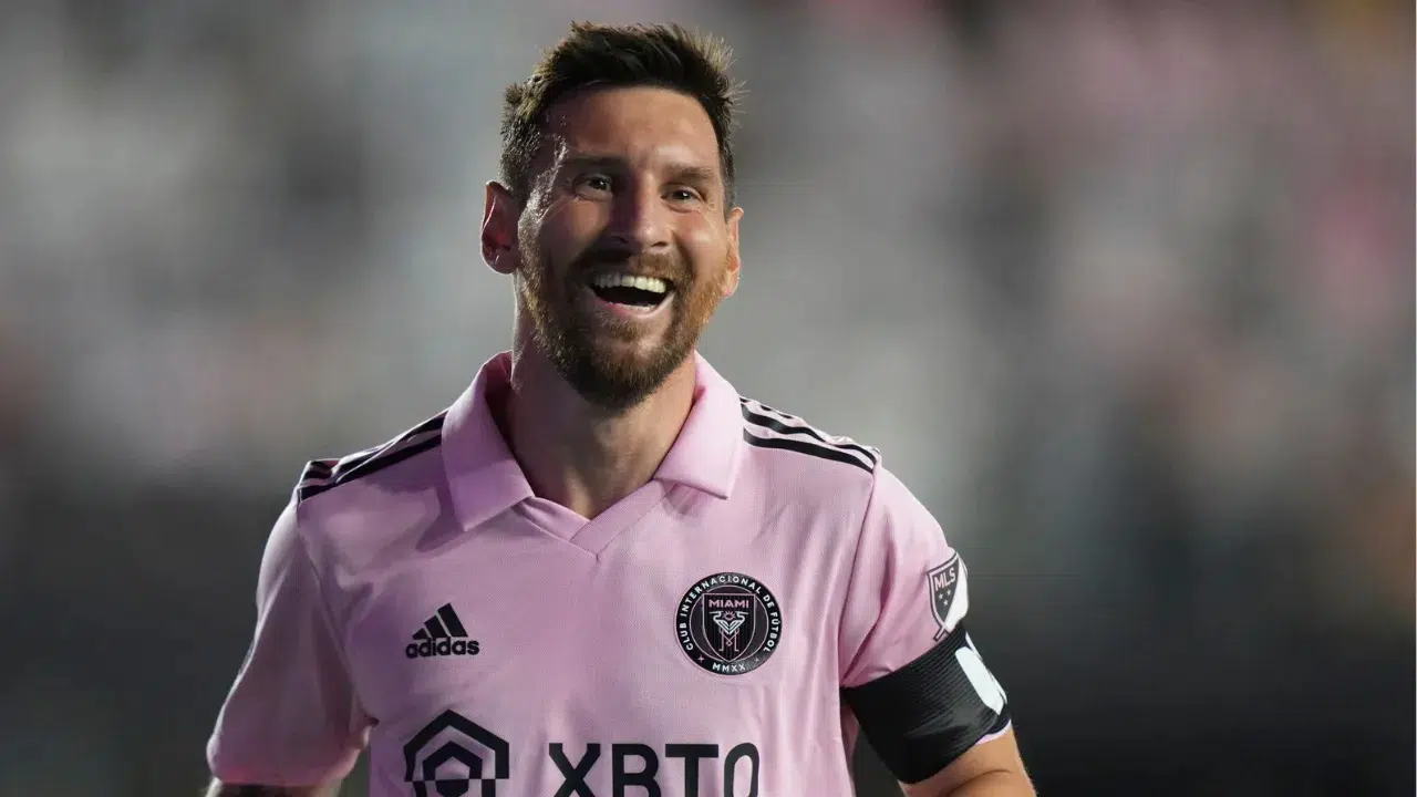 Messi ile görüşmeler başladı: Futbolseverlerin hayali gerçek oluyor