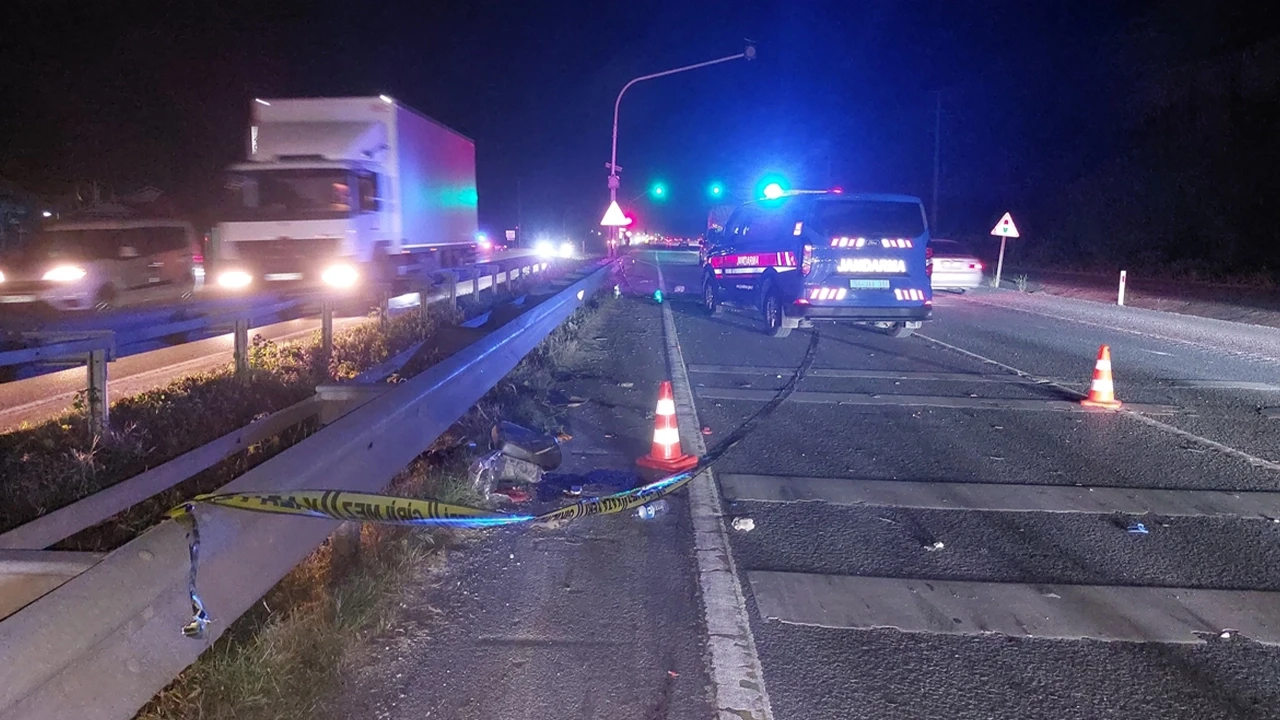 Sakarya’da feci kaza: Motosiklet ile elektrikli bisiklet çarpıştı, 1 ölü, 1 yaralı