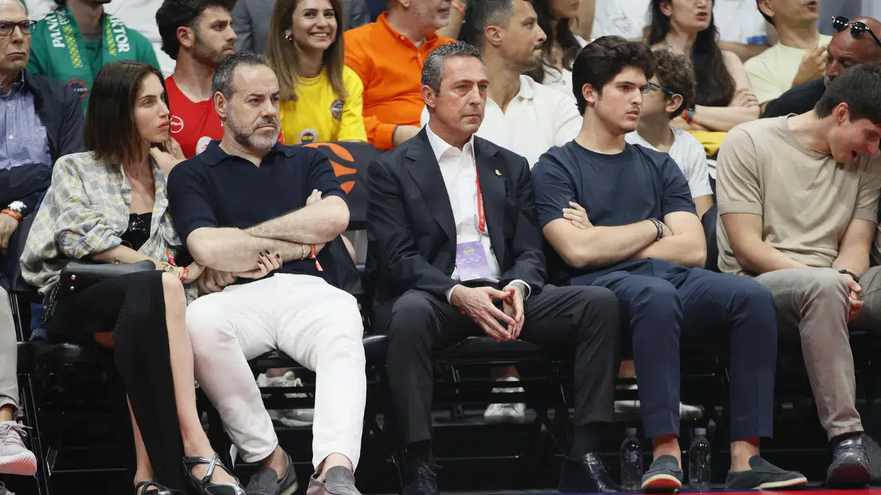 Ali Koç'tan flaş sözler: Kazanmamızı isteyen Fenerbahçelilere armağan olsun