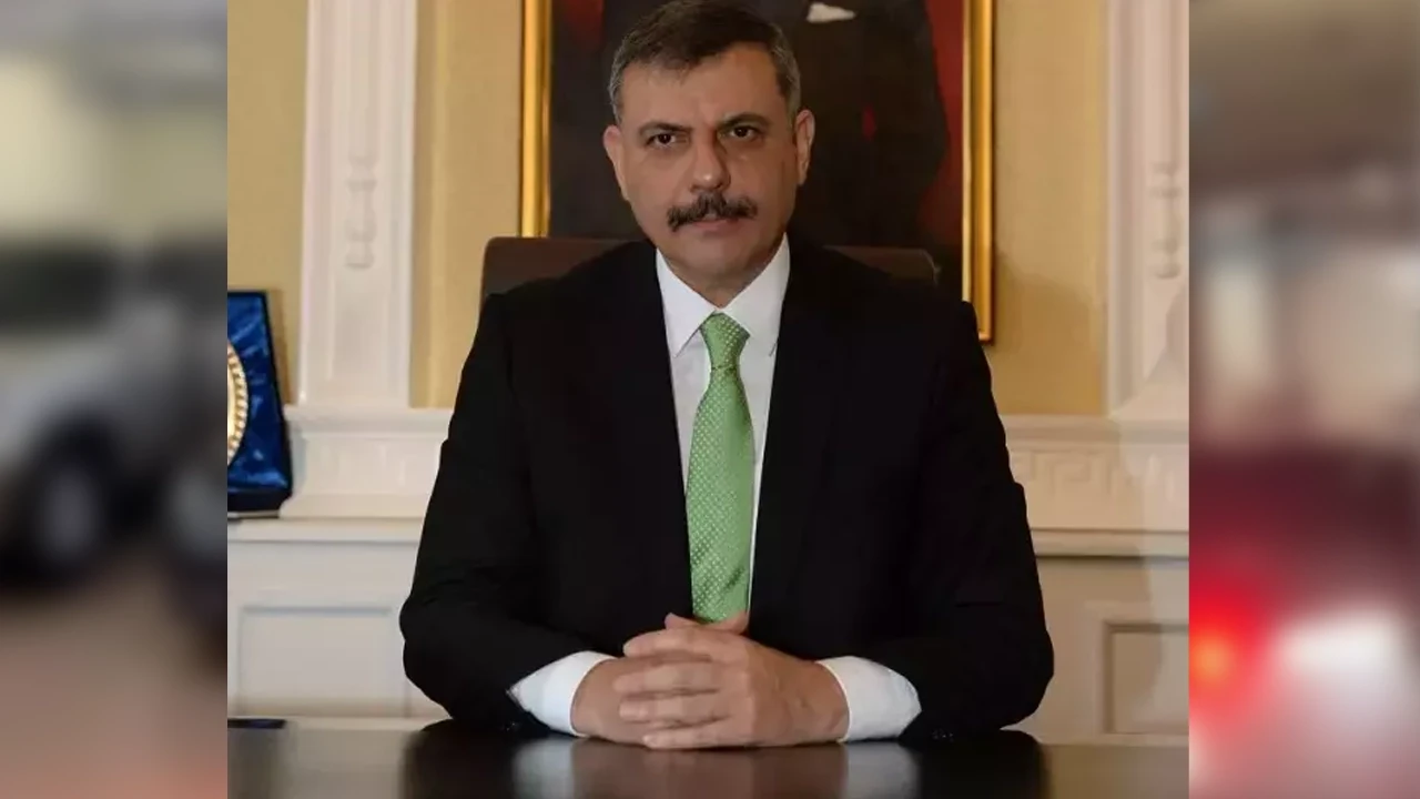 Oğlunun çakarlı araç paylaşımı olay olmuştu: Erzurum Valisi ilk kez konuştu