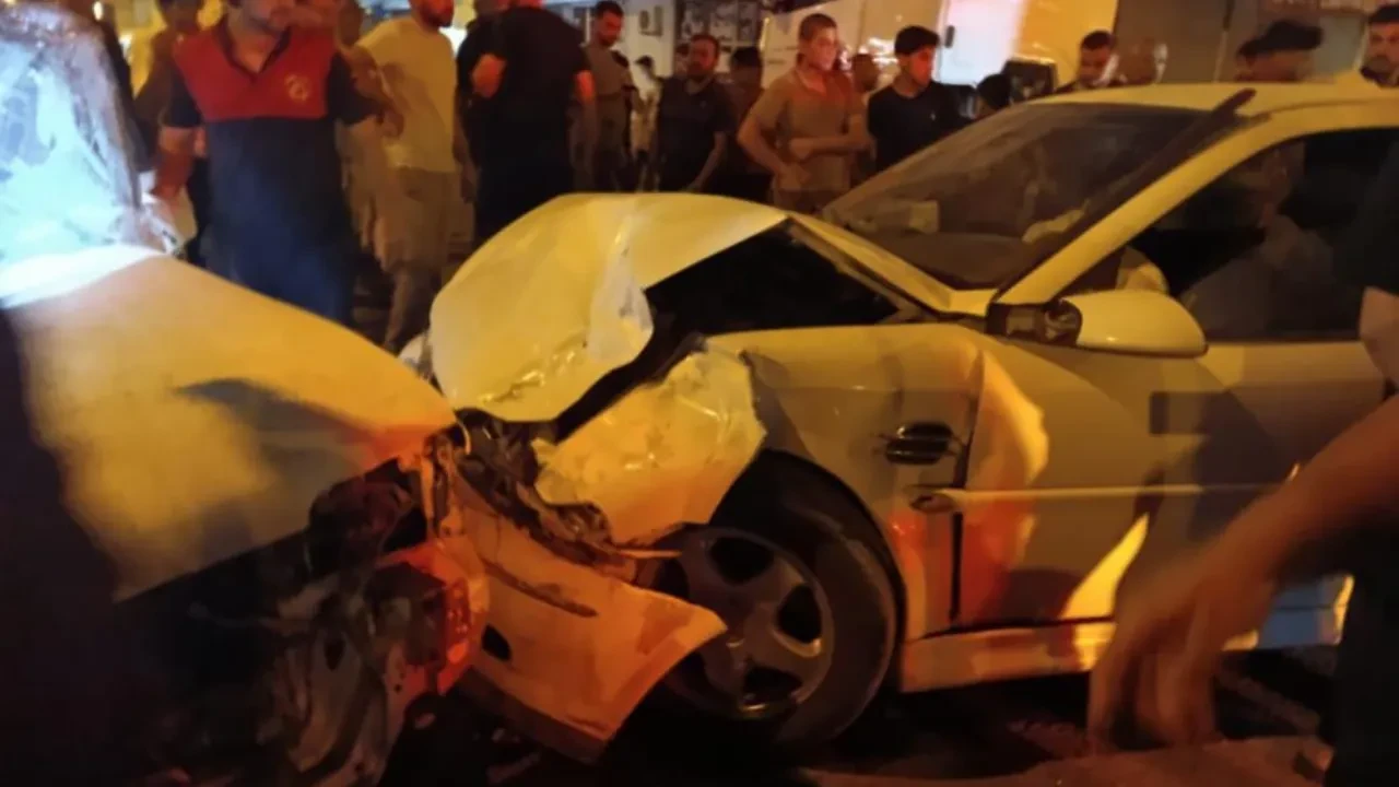 Şanlıurfa'da otomobiller çarpıştı: Ölü ve yaralılar var!