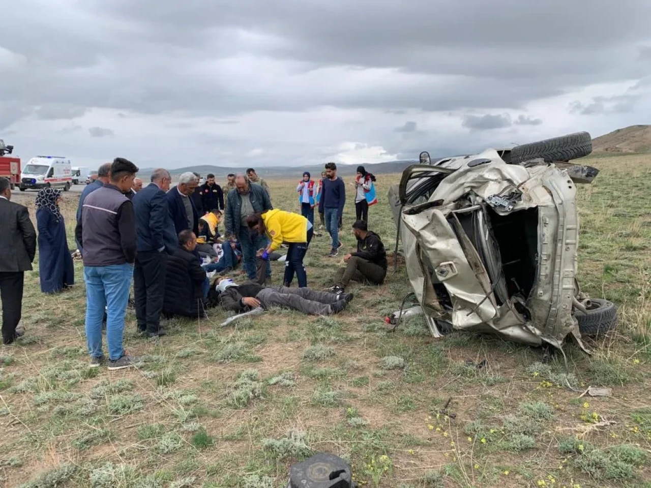 Van Özalp’te feci kaza: 1 ölü, 4 yaralı