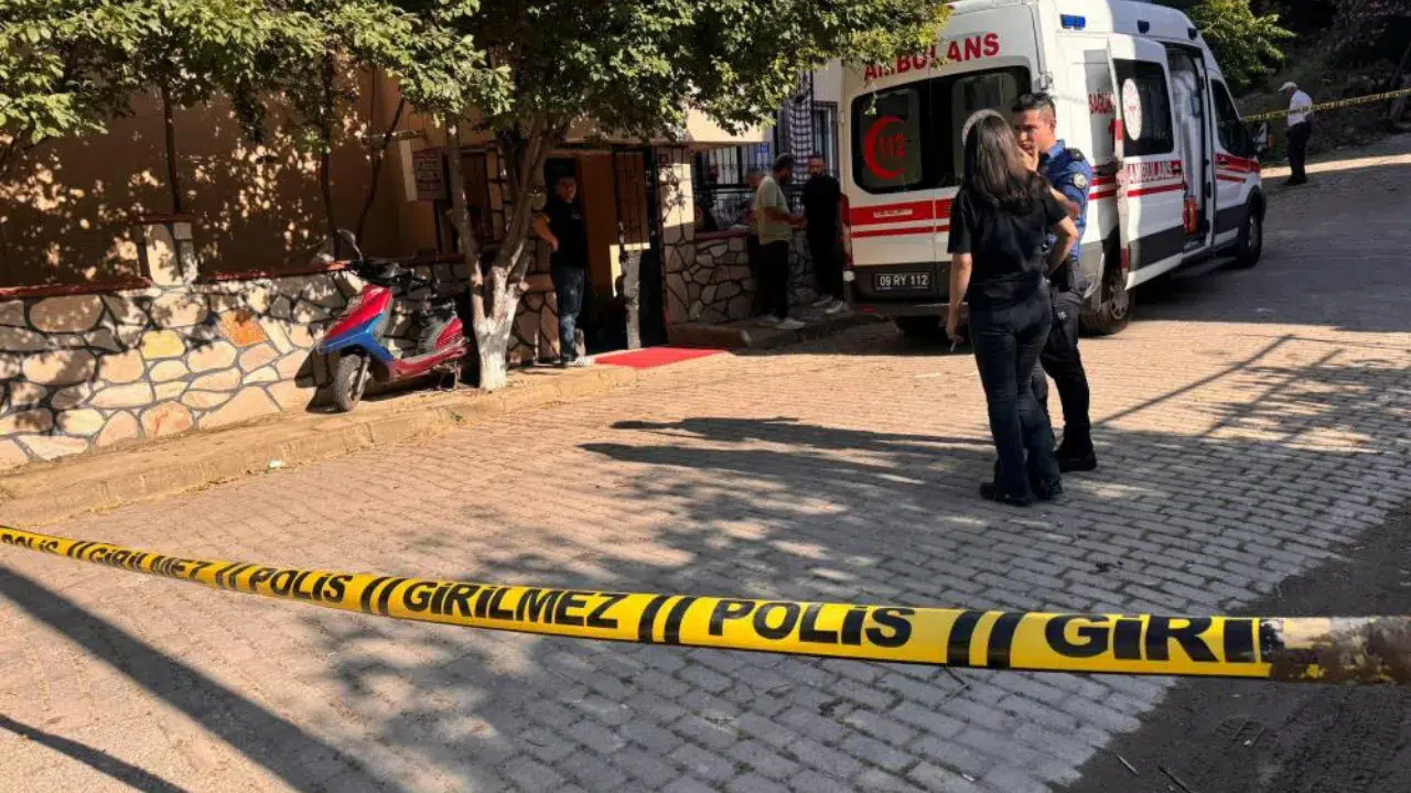 Aydın'da emekli polisin oğlu silahla kendini vurdu: Kaza mı intihar mı?