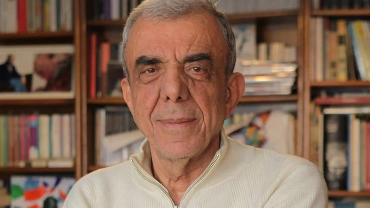 Usta yönetmen Ali Özgentürk Adana’da son yolculuğuna uğurlandı