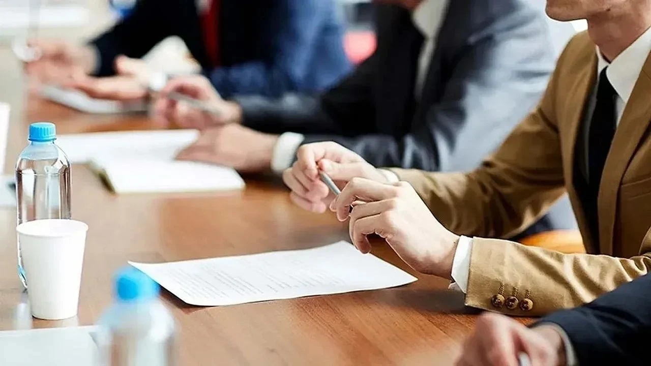 Memurluk için yaş sınırı geliyor!