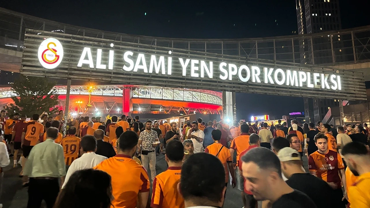 Galatasaray’da yeni sezonun kombine bilet fiyatları açıklandı! İşte rakamlar