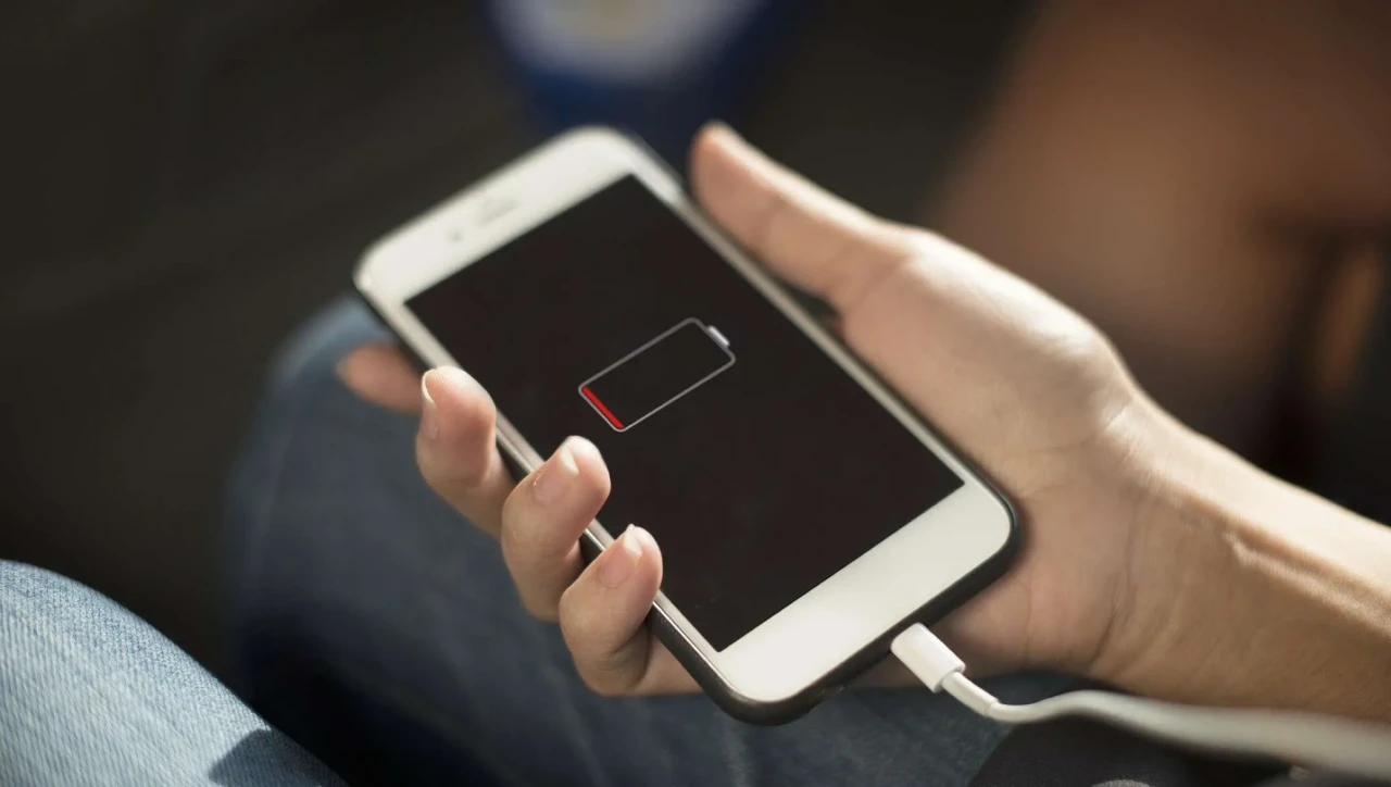 iPhone’larda şarj sorunu tarih oluyor! Özelliği açtığınız anda şarjınız daha geç bitecek