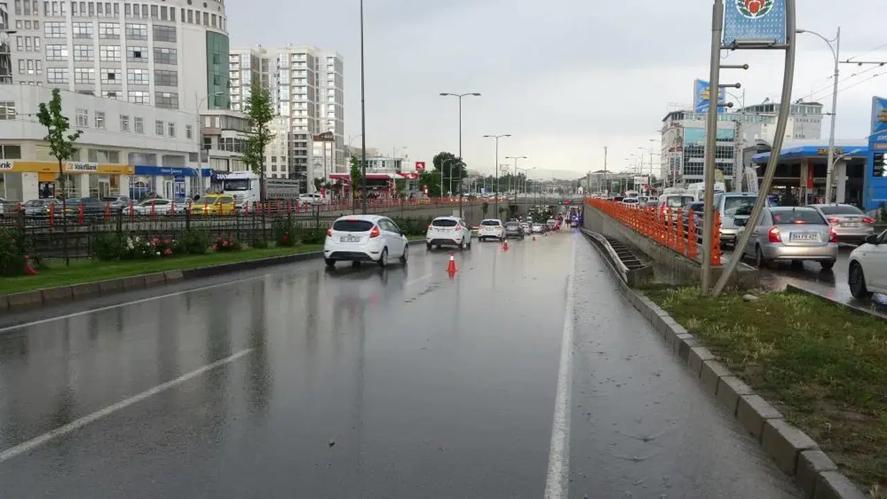 Meteoroloji uyardı: Malatya’da sağanak bekleniyor, ekipler teyakkuzda