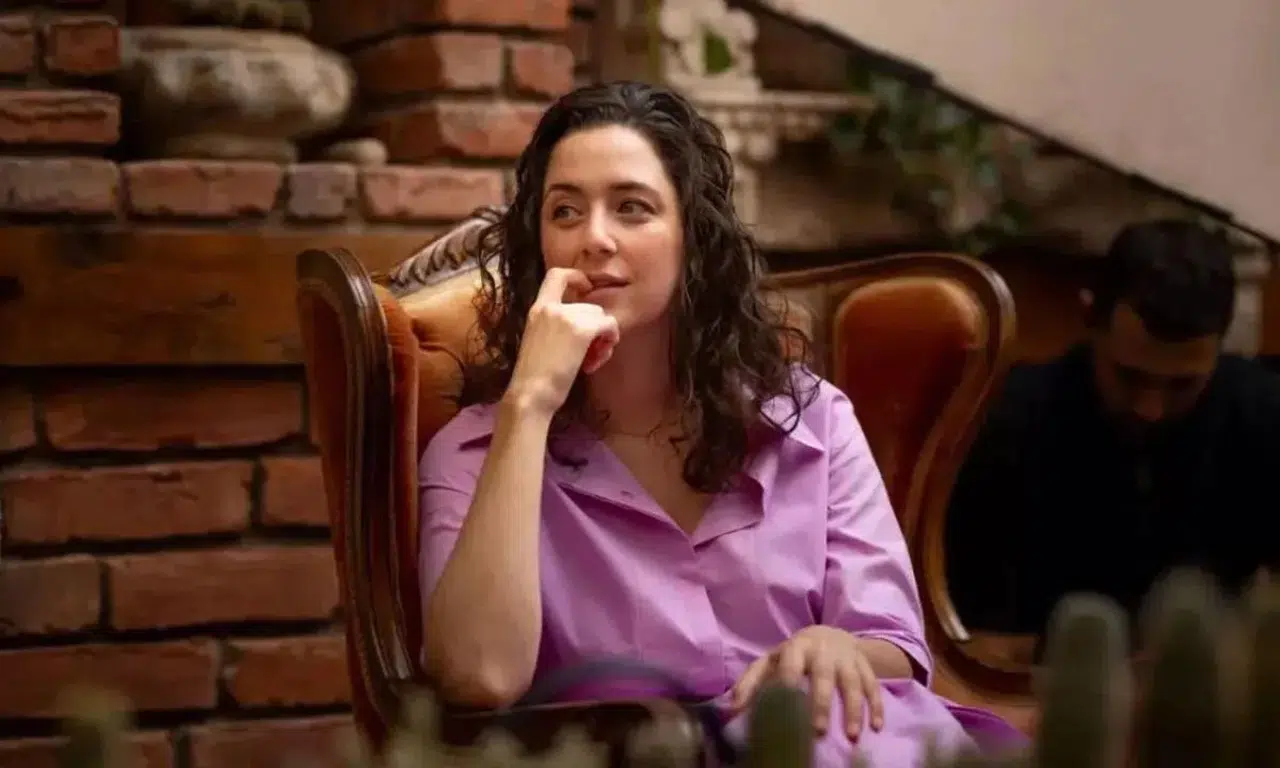 Melis Birkan kimdir? Melis  Birkan evli mi?