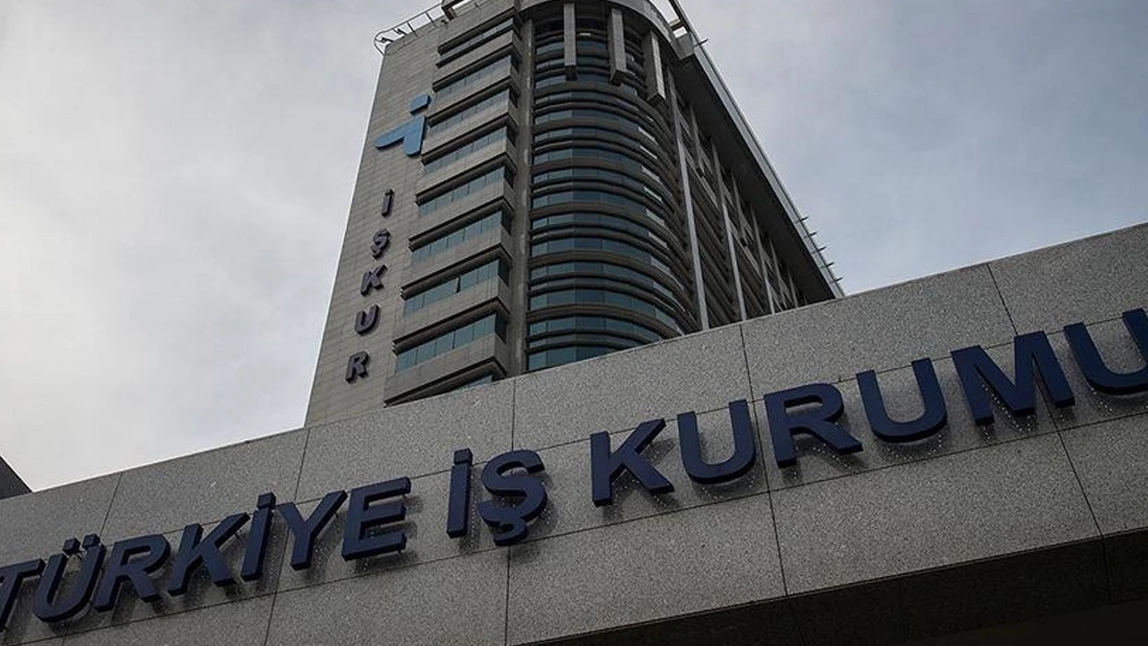 İŞKUR internet sitesi çöktü mü, neden açılmıyor, sorun mu var?