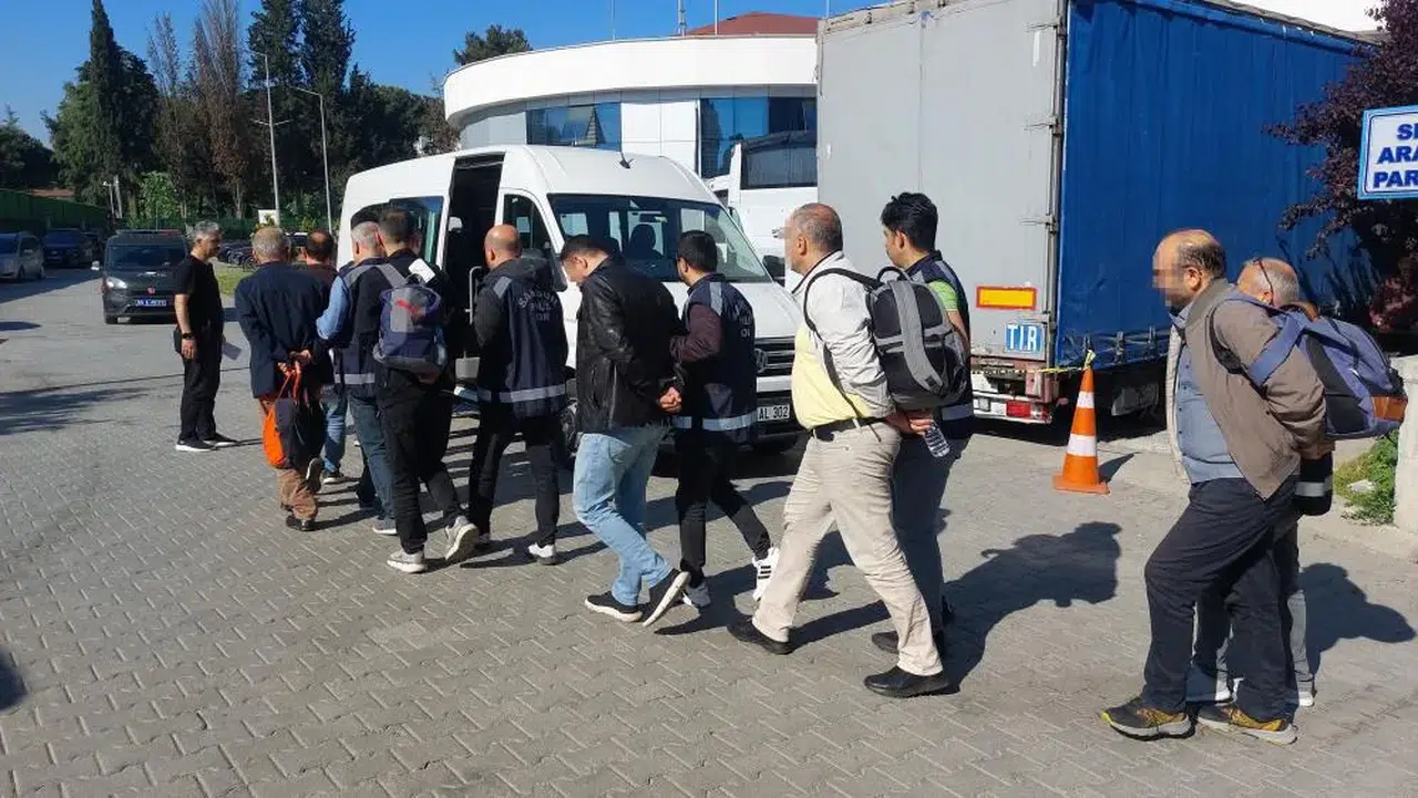 Maydanoz Döner'e FETÖ operasyonu: 7 kişi adliyeye sevk edildi