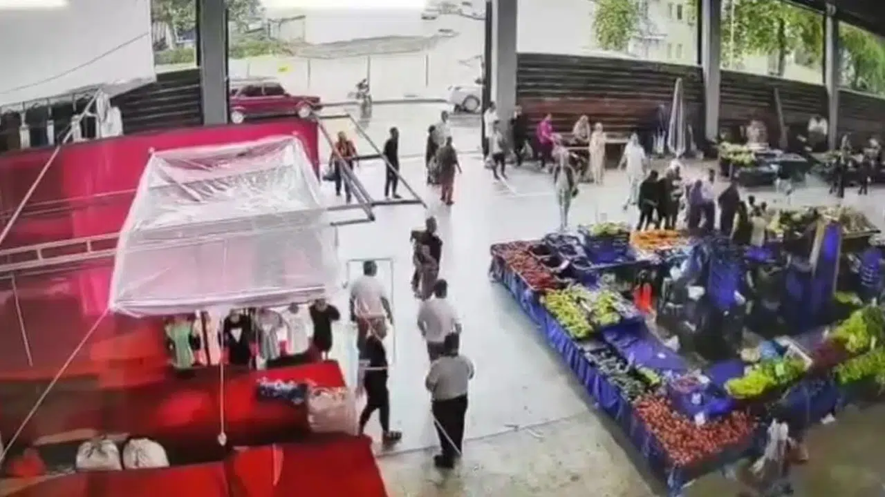 Edirne'de pazarda zabıta ve esnaf arasında kavga